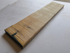 Hardwood Kiln Dried Sawn American Hard Maple Board / Plank Offcut Hardwood Kiln Dried Sawn American Hard Maple Board / Plank Offcut