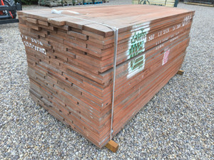 Hardwood Kiln Dried Sawn African Utile Boards / Planks