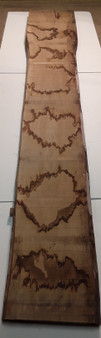 HARDWOOD SAWN DRIED TIMBER WANEY EDGE / LIVE EDGE ENGLISH OAK BOARD / PLANK OFFCUT