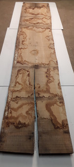 HARDWOOD SAWN AIR DRIED WANEY EDGE / LIVE EDGE TIMBER OAK BOARD / PLANK OFFCUT