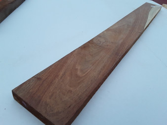 HARDWOOD KILN DRIED AFRICAN  KIAAT BOARD / TIMBER PLANK / WOOD OFFCUT * RARE *