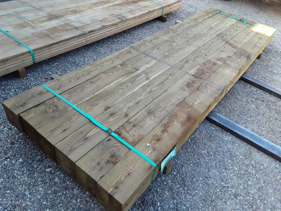 FRESH SAWN TIMBER SOFTWOOD LARCH / DOUGLAS FIR POSTS