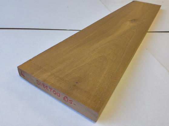 Hardwood Kiln Dried Timber African Walnut ( Dibetou ) Board /Plank Offcut