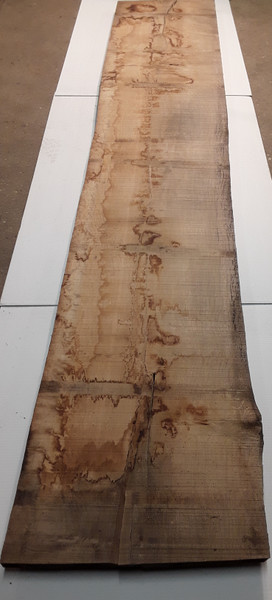 HARDWOOD TIMBER AIR DRIED WANEY EDGE / LIVE EDGE OAK BOARD / PLANK OFFCUT