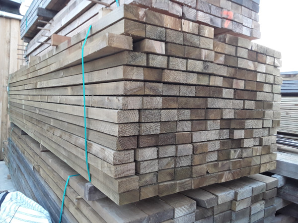 Softwood Sawn Treated Larch Timber Rails