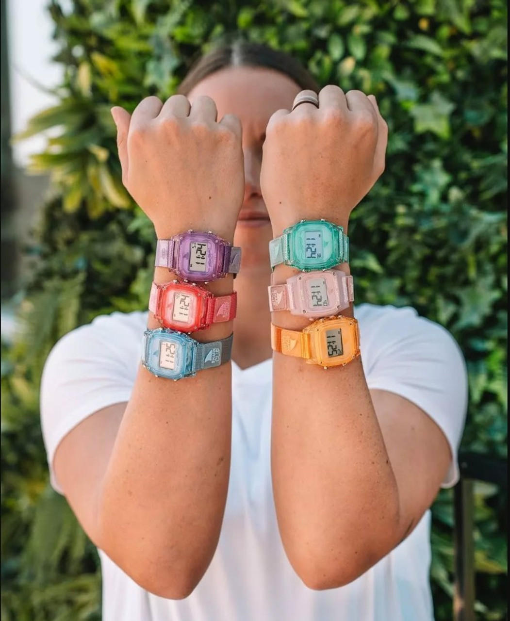 Shark Classic Clip- Cherry