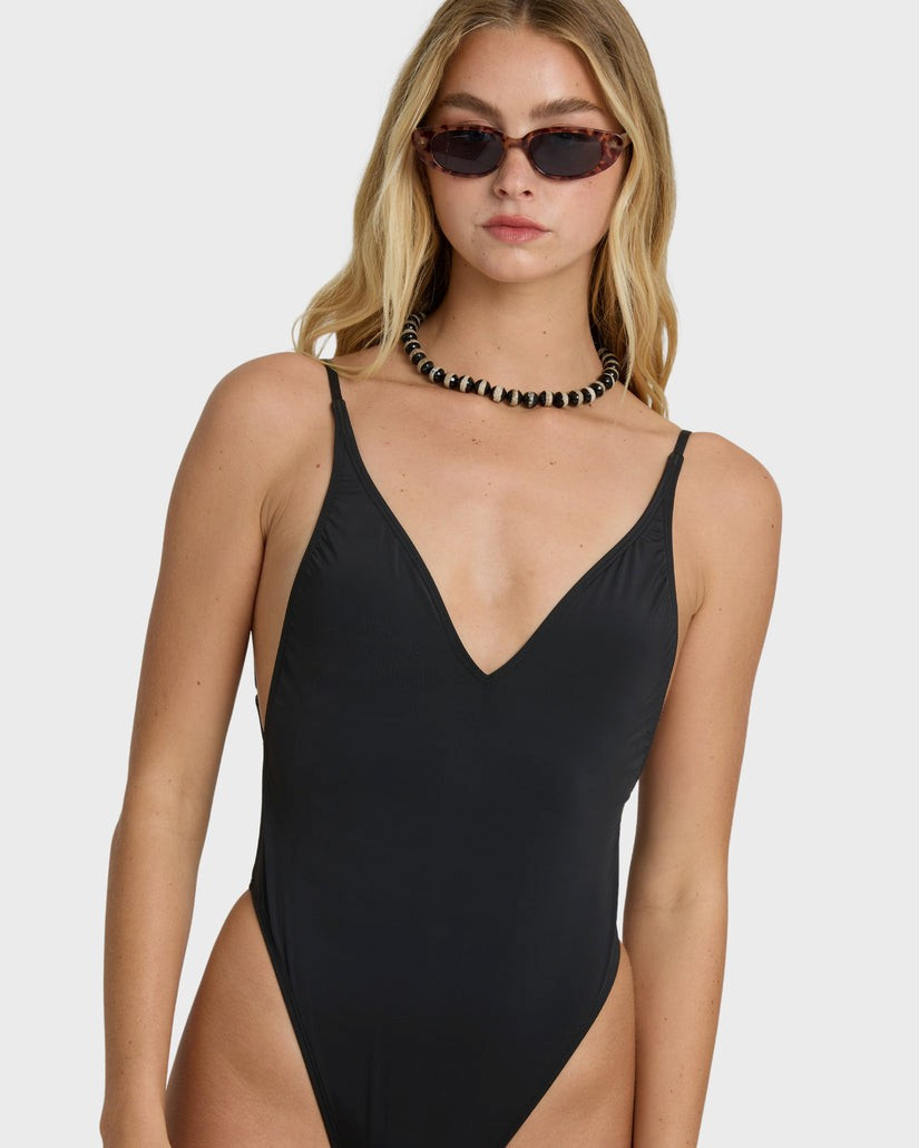 Sol Searcher Deep V One-piece