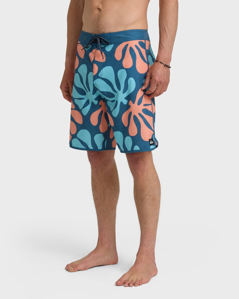 SurfSilk Sol Tiles Scallop 19"