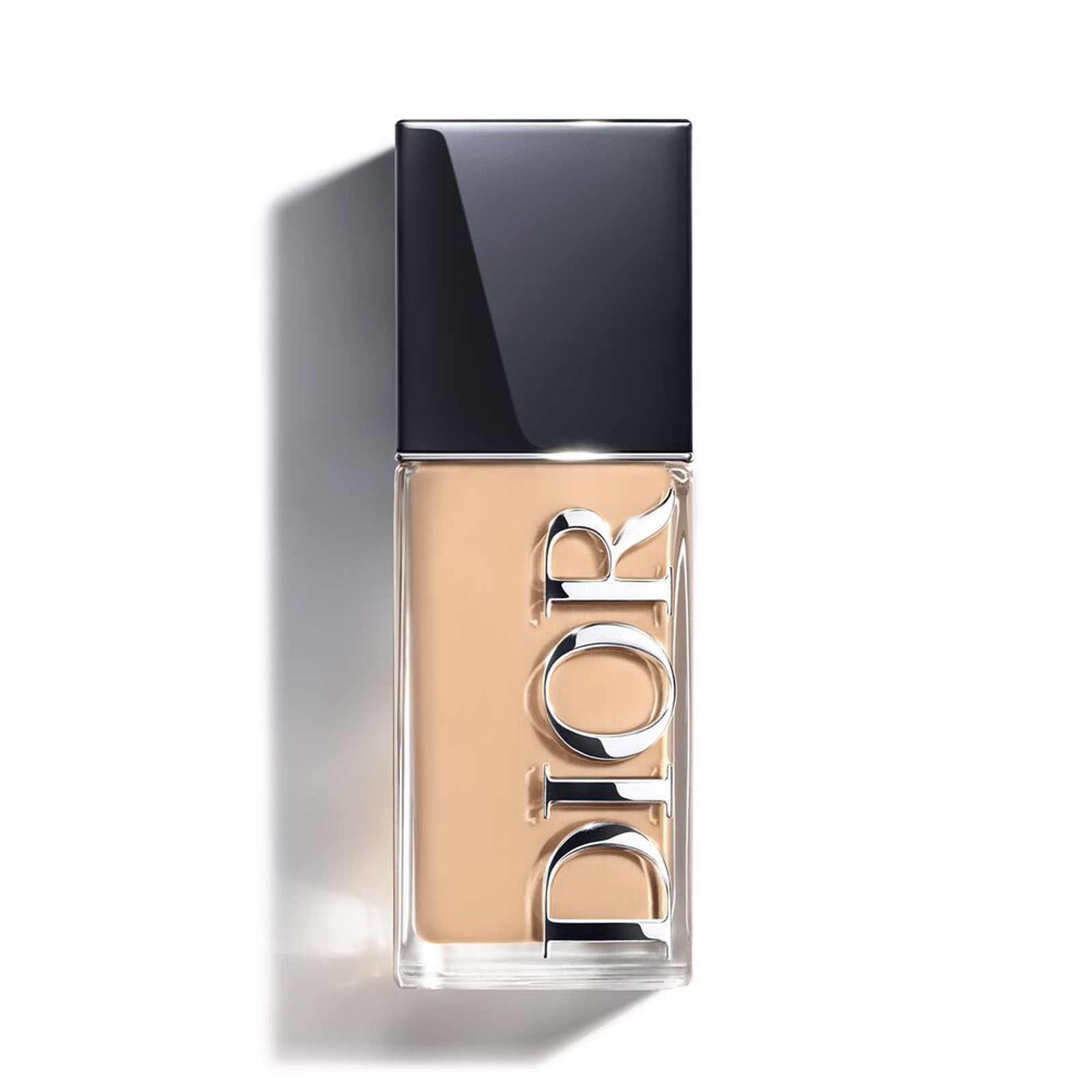 Dior Forever Skin Glow 2 warm