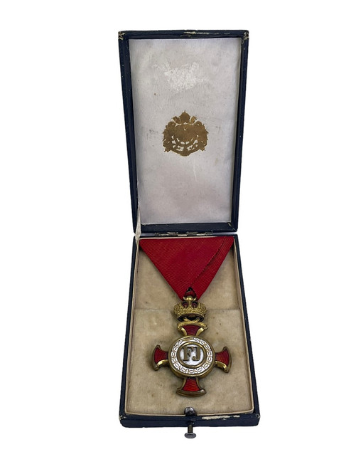 Austro Hungary Gold Merit Cross with Crown in Case
