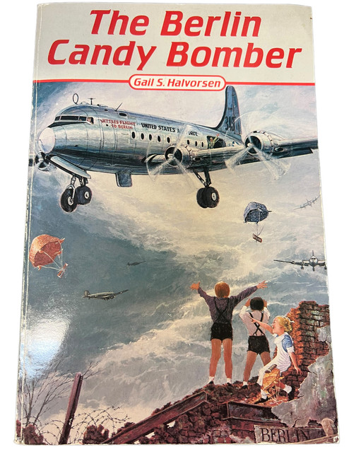 US USAF The Berlin Candy Bomber Softcover Reference Book