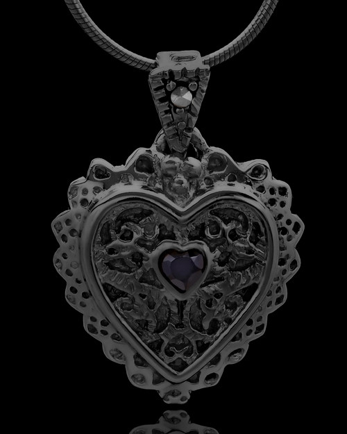 Black Plated Garland Heart Keepsake Jewelry