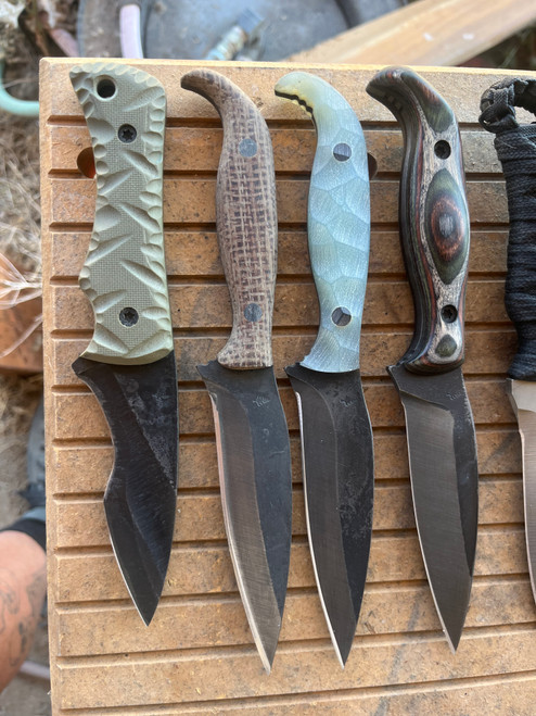 NasTego burlap micarta scales