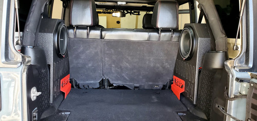 2007-2018 (Driver and Passenger Side) Jeep Wrangler JKU 10" Sealed, Rhino Coated Subwoofer Boxes. Two 500 Watt Rockford Fosgate 10" subwoofers and Amplifier combo