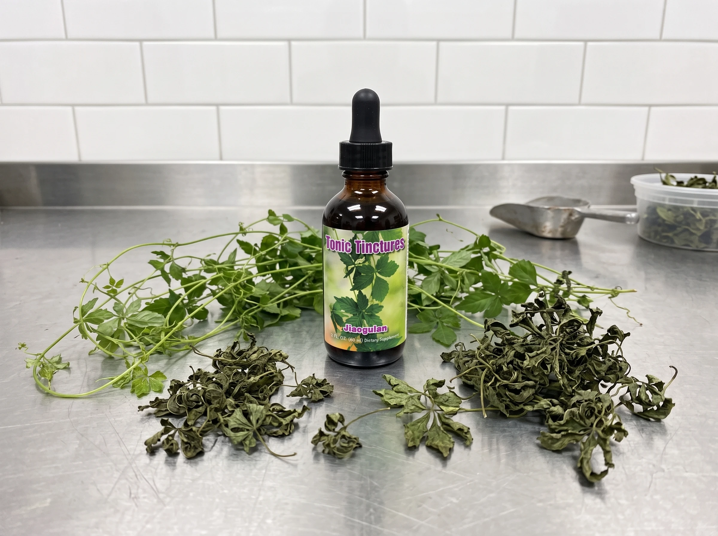 Jiaogulan formulation with raw ingredients