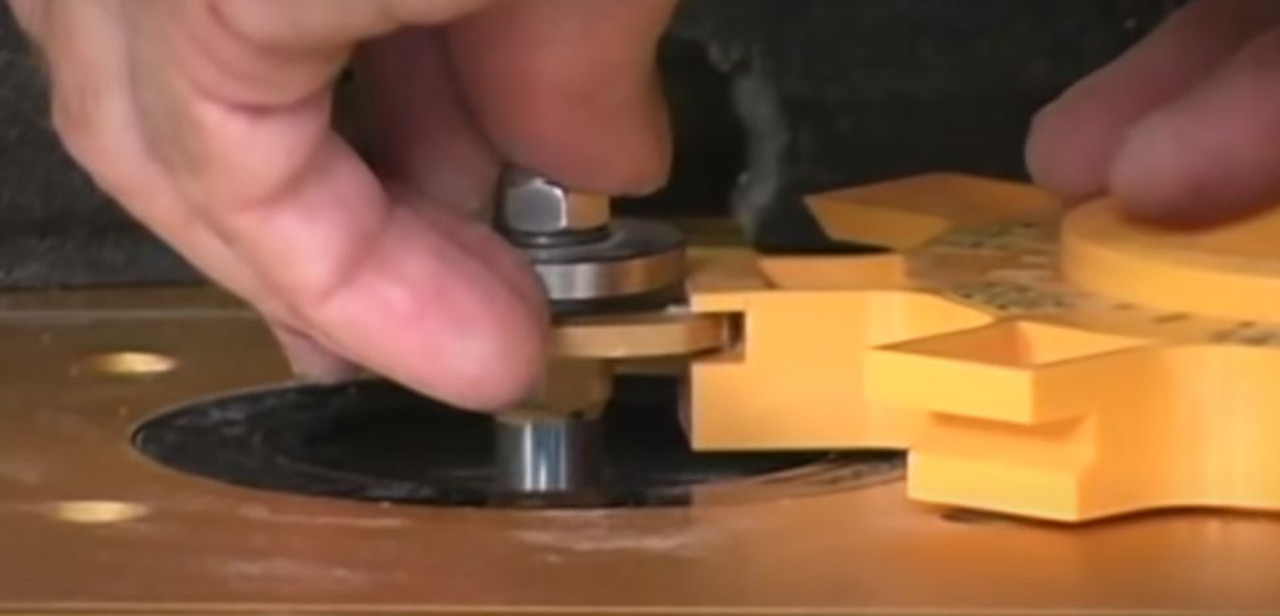 Sommerfeld's Easy Woodworking Routerbit Set Up Jig