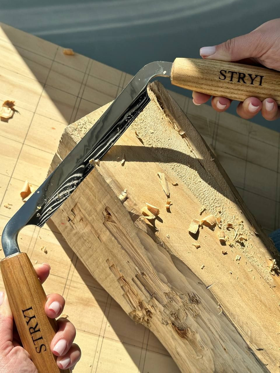 STRYI drawknife 5.9 inch (150mm) cut length, Woodworking hand tool, Shaving knife for cutting wood  comes sharp enough to shave with!