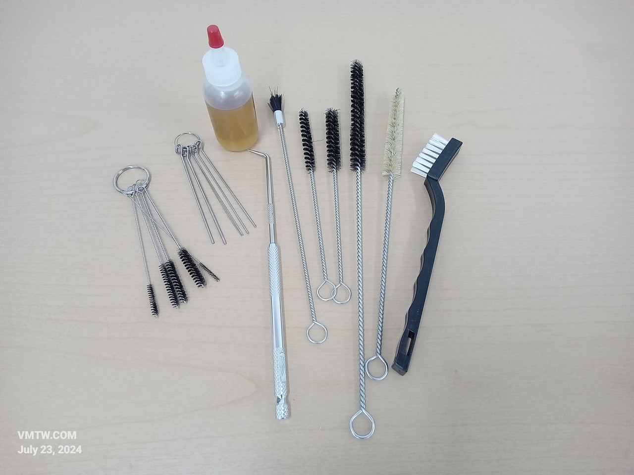 Fuji Spray Gun Cleaning Kit with Lubricant