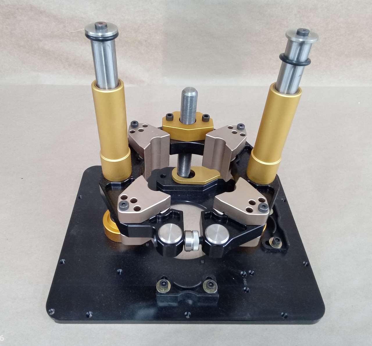 Outlet-INC-MAST-R-LIFT-II-A