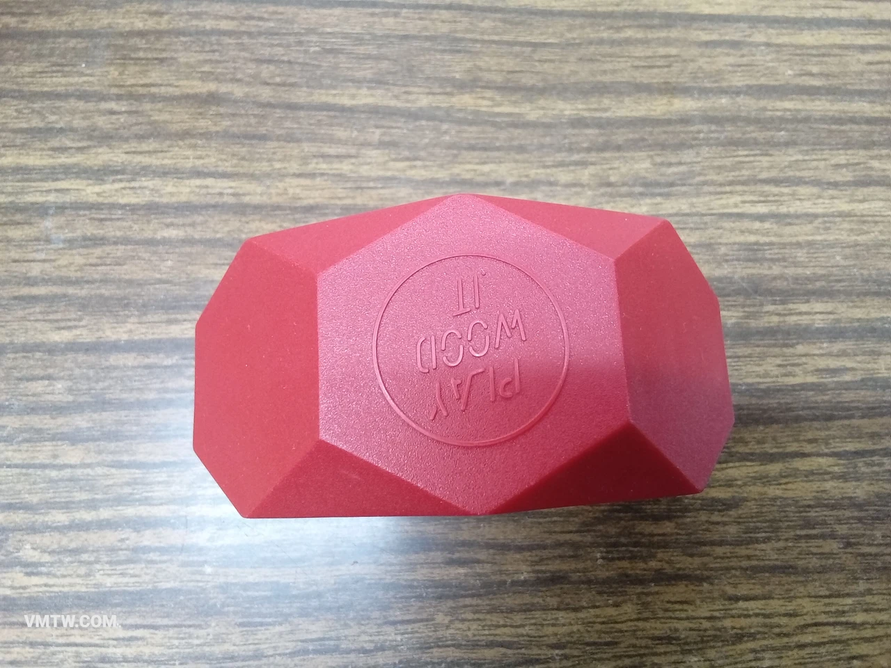 PlayWood 4pcs 90 connectors. Hi-tech plastic clamps for joining wood panels of 3/4 inches. Ideal for DIY: create furniture for your home, garden, office, kidsroom and setup events (Red)