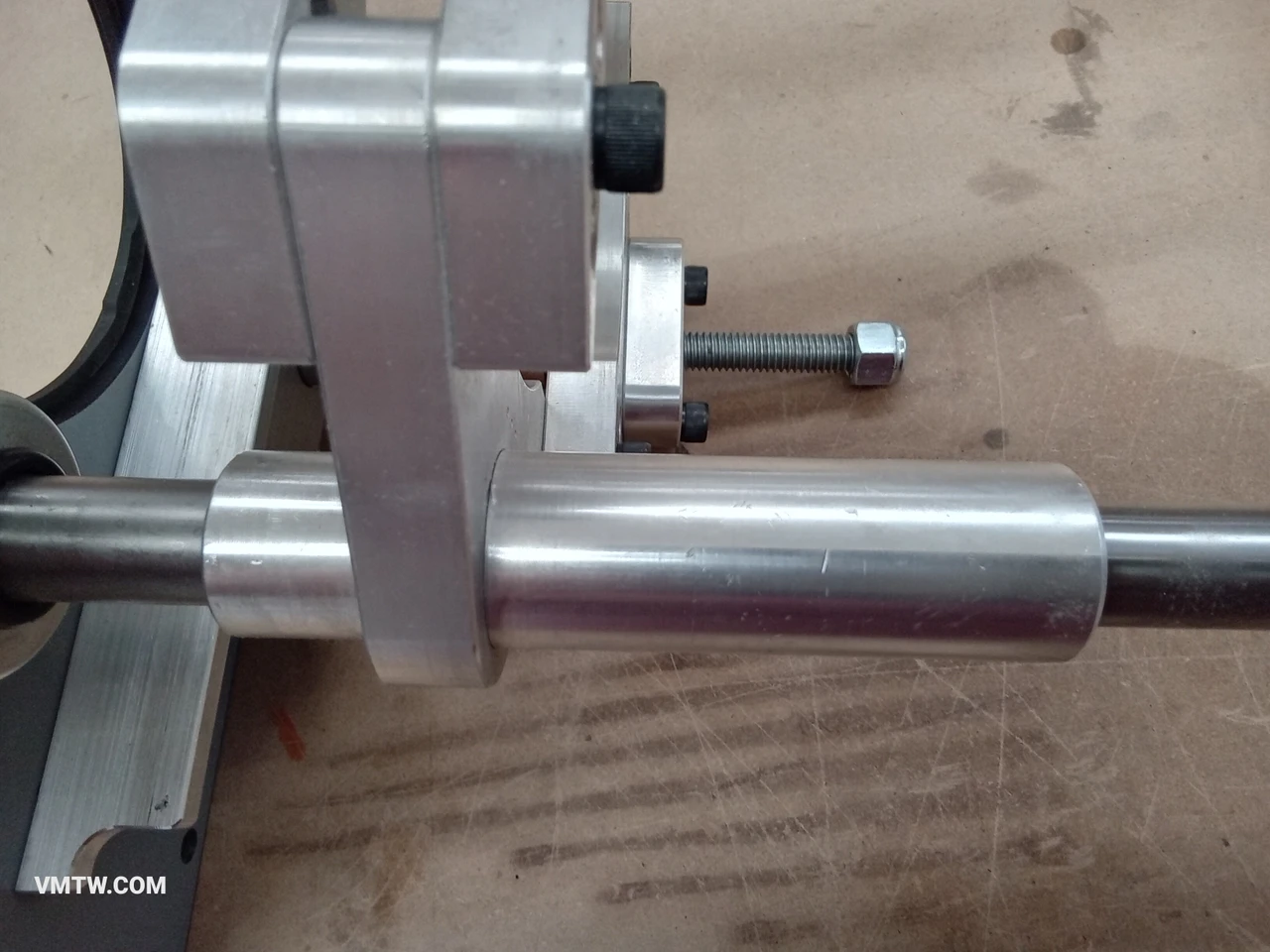 JessEm 02312 Rout-R-Lift II Router Lift for Hitachi M12VC-KM2VC Router Motor