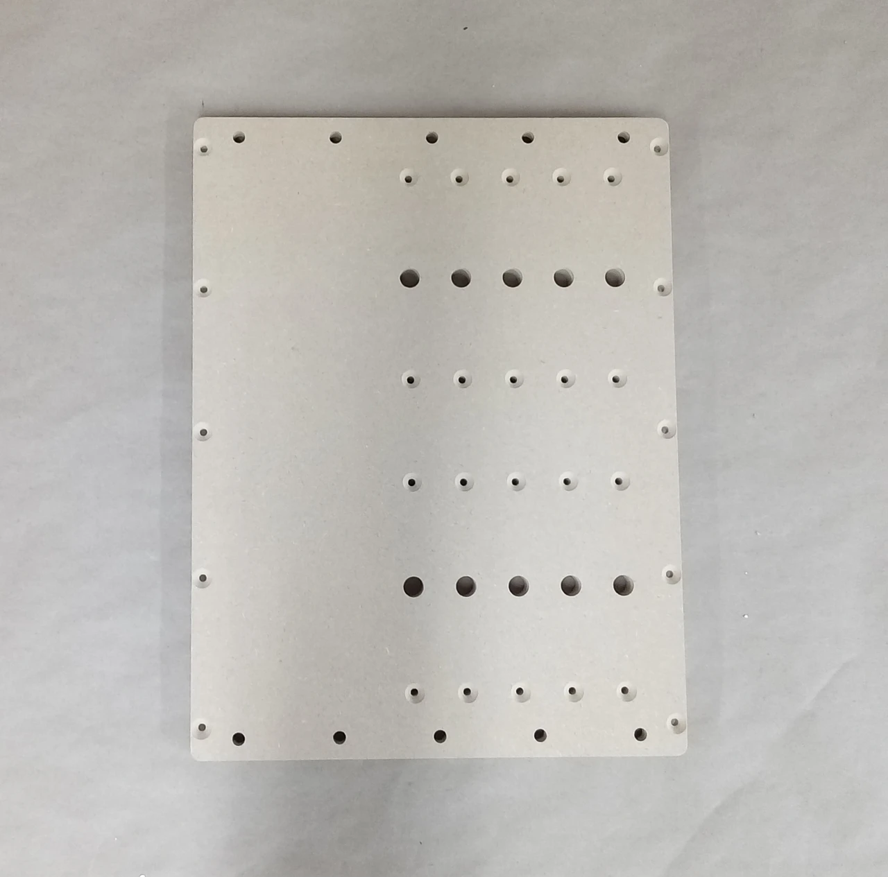 INCRA Large Build-It Panel for Woodworking Jigs & Fixtures (11-3/4" x 15-1/2")