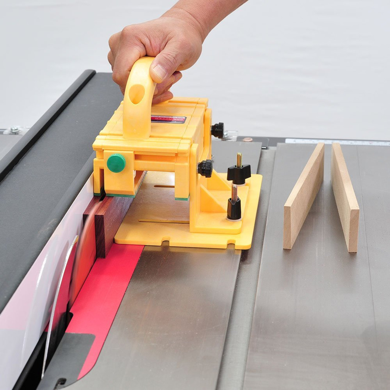 Micro Jig GR-200 GRR-Ripper Advanced 3D Pushblock for Table Saw Safety