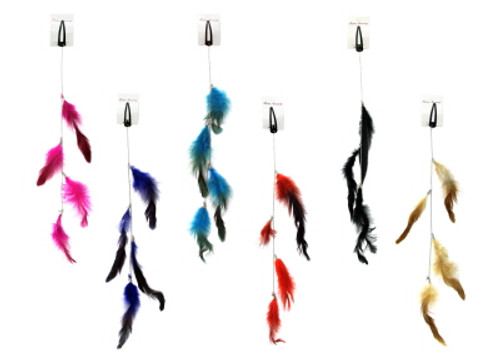 Hair clip with long chain hanging from clip and four two toned feathers attached to the chain FEATHER788