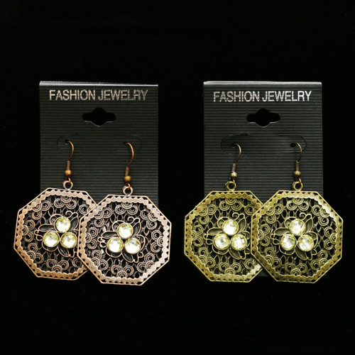 ANTIQUE LOOK OCTAGON WITH CRYSTAL ACCENT E262GR