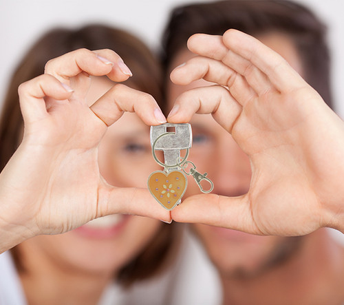 Peach Colored Enameled Heart Shaped Key Chain KEKC4817