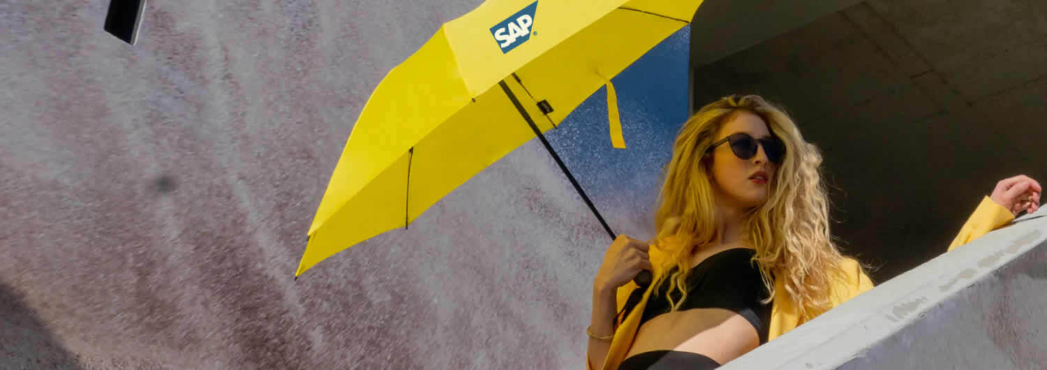 custom logo umbrellas banner