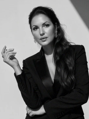 Livia Devi 2027