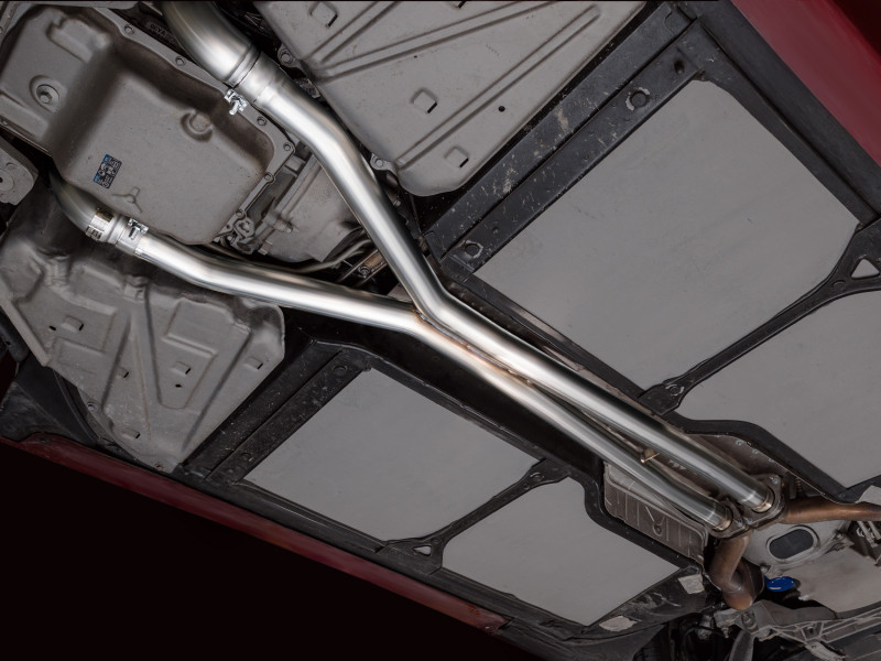 AWE Tuning 09-11 Chevrolet Corvette 6.2L X-Pipe - 3010-11662 Photo - Mounted
