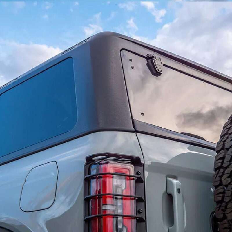 Turn Offroad 2021+ Ford Bronco 4-Door Hardtop - Black/Wiper & Defrost - HTBR-M4WD Photo - Close Up