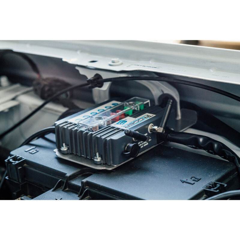Oracle Trigger 6 Shooter Controller Ford Bronco 2021+ Combo Kit - 3001BRO Photo - lifestyle view