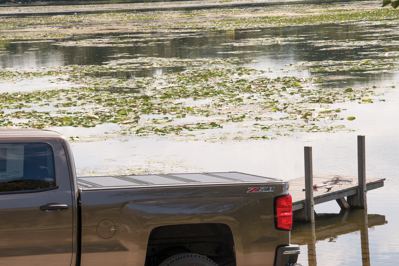 BK_BakFlip_FiberMax_Silverado_cover_closed_H.jpg BK_BakFlip_FiberMax_Silverado_cover_closed_H.jpg