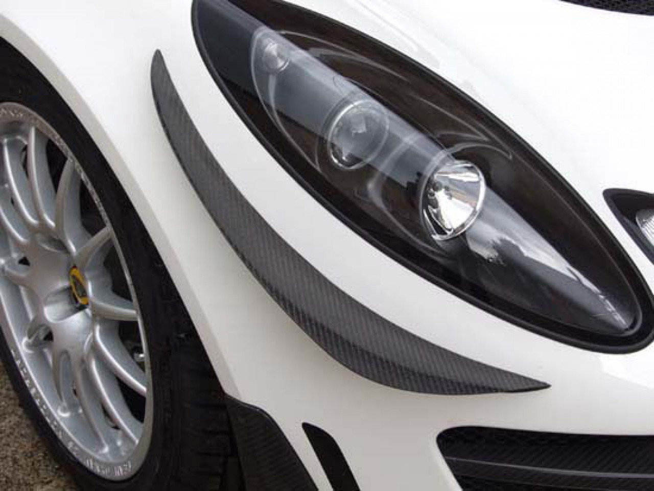 Reverie Carbon Fibre Bumper Canards for Lotus Exige S2 (2010 -) & 260 Cup  - Pair (REV-R01SB0375)
