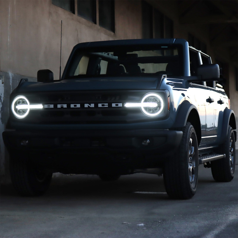 AlphaRex 21-23 Ford Bronco NOVA LED Projector Headlights Black - 880260 User 1