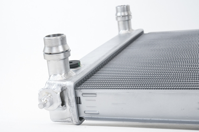 CSF Audi B5 A4 1.8T High Performance All Aluminum Radiator - 7204 Photo - Close Up