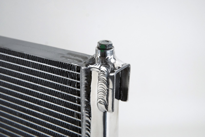 CSF Mercedes Benz E 63 / CLS 63 AMG Front Mount Heat Exchanger - 8197 Photo - Close Up