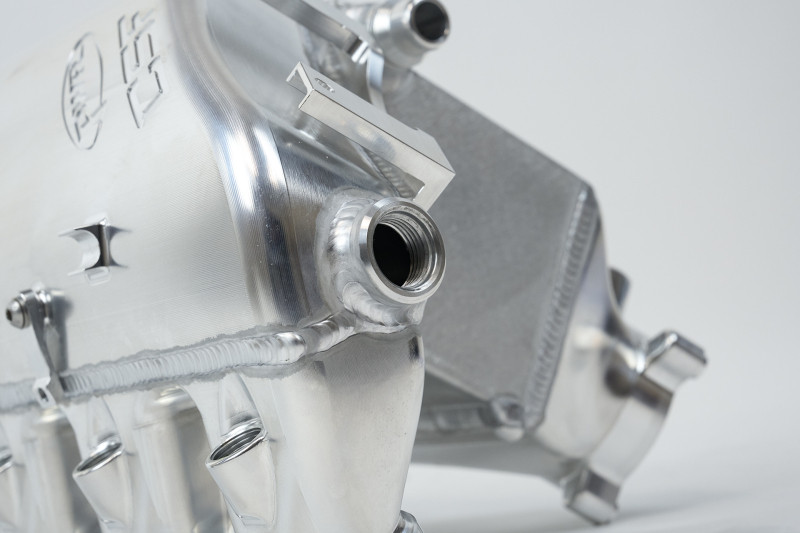 CSF BMW M2/M3/M4 S58 Comp & Non-Comp (G8X) Charge-Air Cooler Manifold - Thermal Dispersion Black - 8233B Photo - Close Up