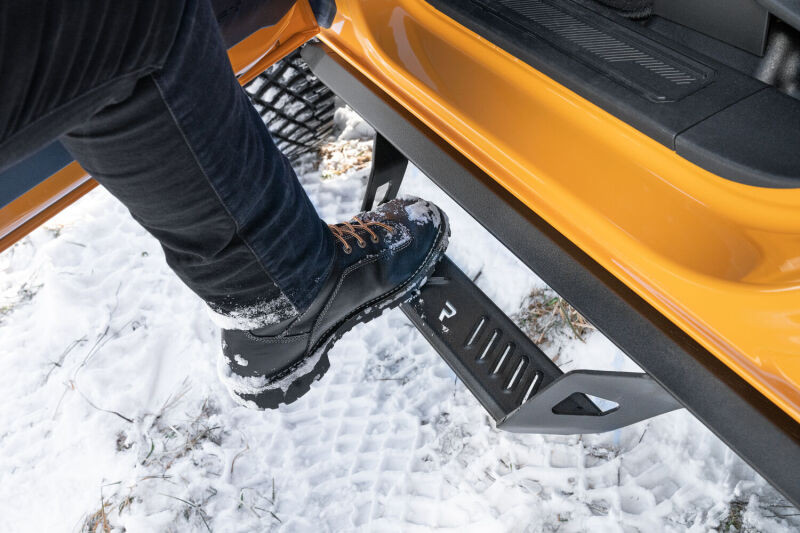 N-Fab 21-22 Ford Bronco 2 Door Predator PRO Step System - Wheel 2 Wheel - Tex. Black - PRF2156B-TX Photo - Close Up