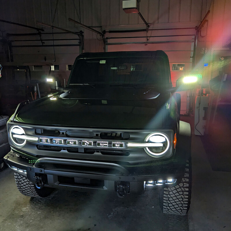 Oracle 21-23 Ford Bronco LED Off-Road Side Mirror Ditch Lights - 5894-001 Photo - lifestyle view