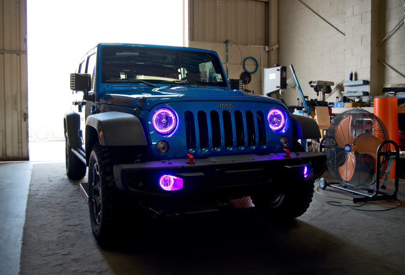 Oracle 07-16 Jeep Wrangler JK SMD HL - ColorSHIFT w/ BC1 Controller - 7079-335 Photo - lifestyle view