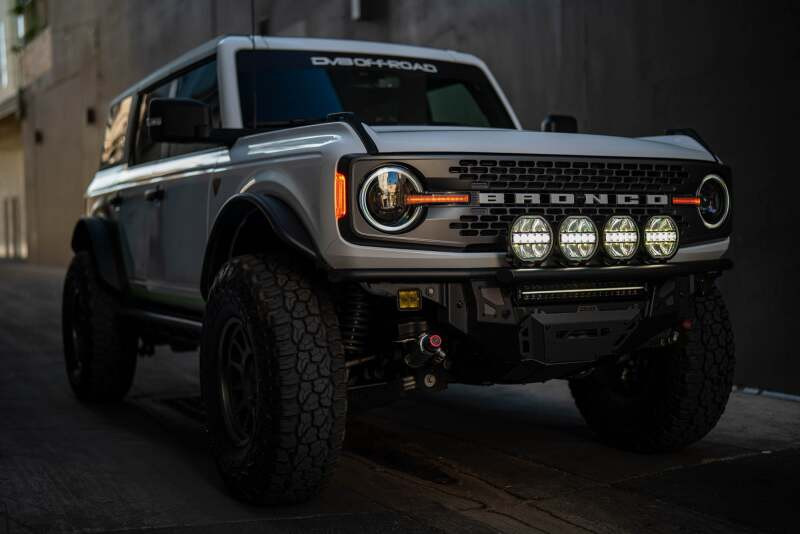 DV8 Offroad Elite Series 20in Dual Row Light Bar w/ Accent Light - BE20EW200W-H Photo - out of package