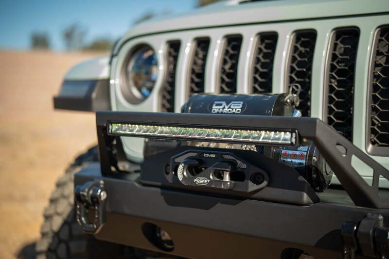 DV8 Offroad 20in Halo Elite Single Row Light Bar with Accent Light - White/Amber - BE20SW105W-H Photo - out of package