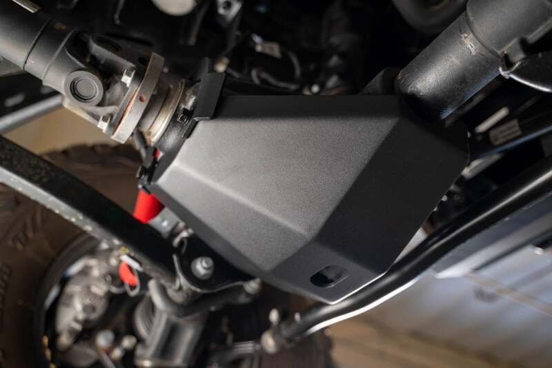 DV8 Offroad 2018+ Jeep Wrangler JL/Gladiator JT Front Differential Skid Plate - SPJL-12 Photo - out of package