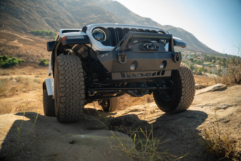 DV8 Offroad 2018+ Jeep Wrangler JL/Gladiator JT Front Differential Skid Plate - SPJL-12 Photo - out of package