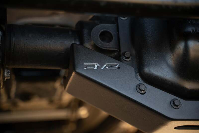 DV8 Offroad 2018+ Jeep Wrangler JL/Gladiator JT Front Differential Skid Plate - SPJL-12 Photo - out of package