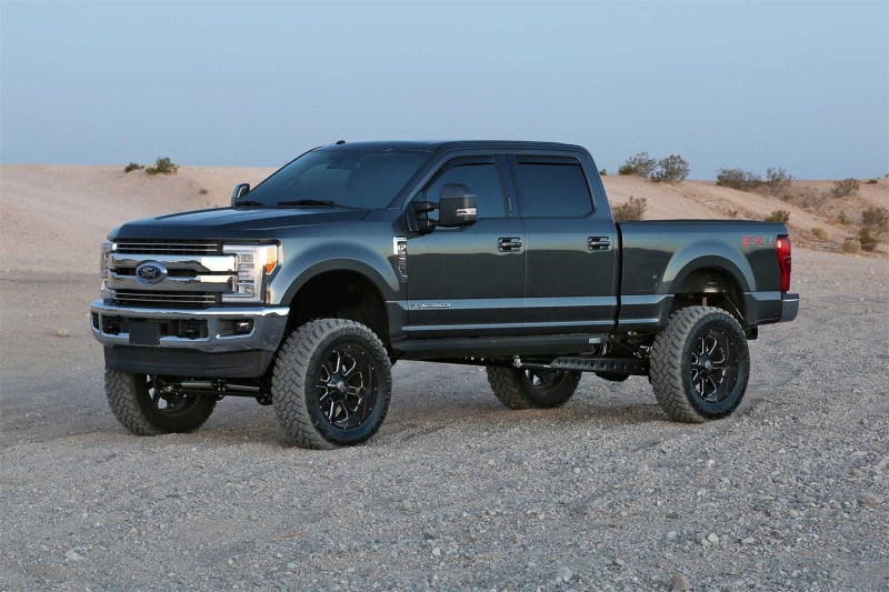 Fabtech 05-07 Ford F250/350 4WD 8in Coil Spring Kit - Black - FTS22025BK Photo - Primary